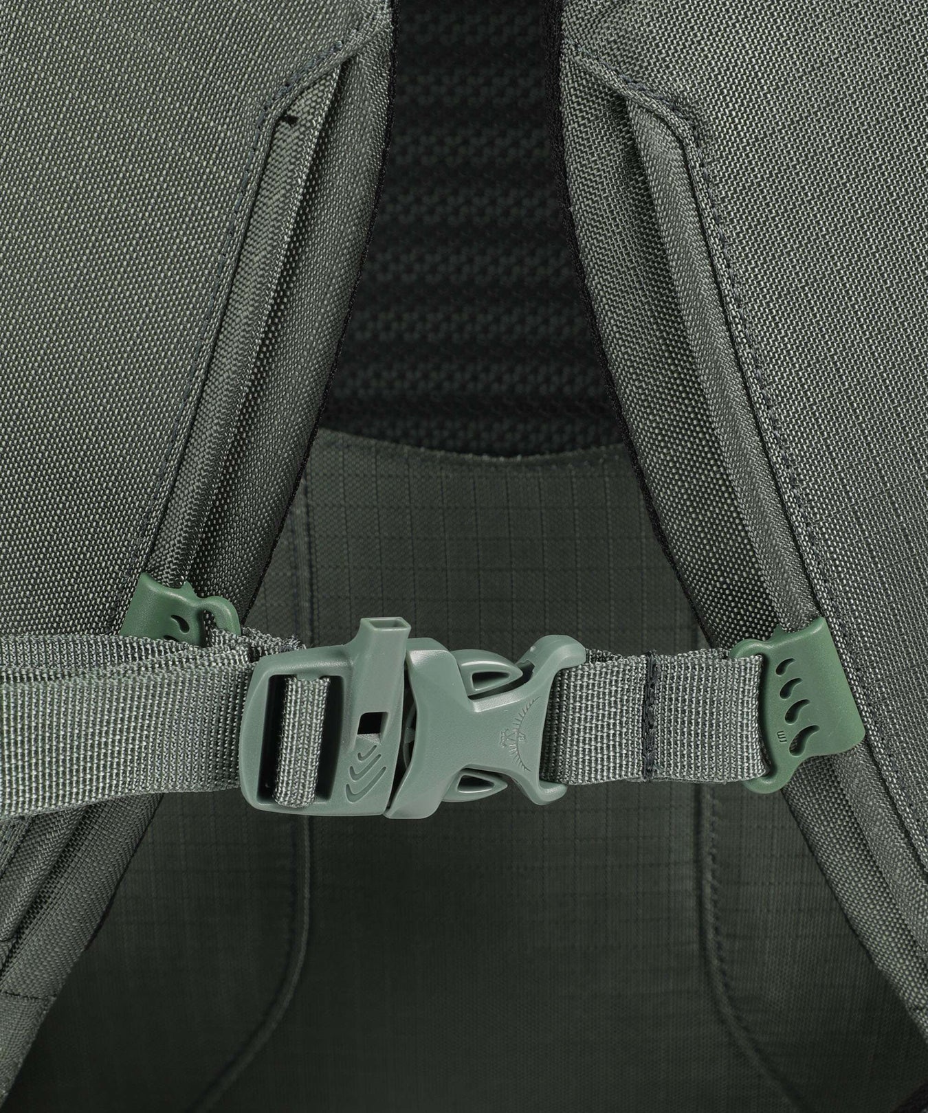 Osprey Sojourn Porter 30 Travel backpack koseret green