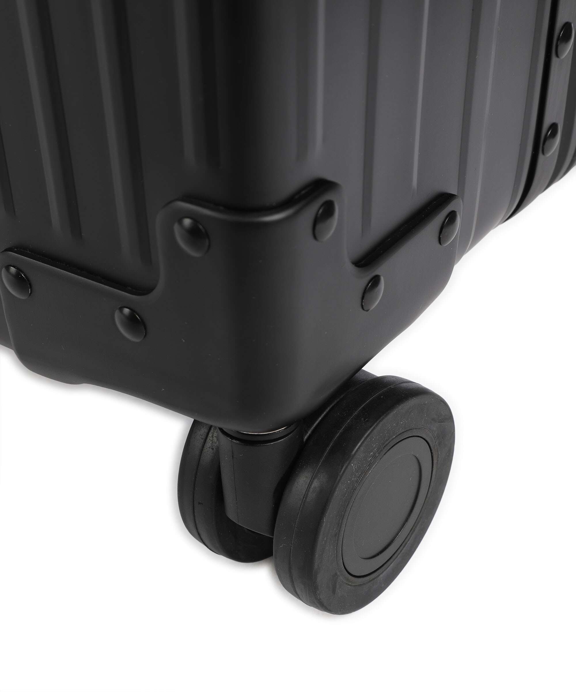 Aleon 30 Macro Traveler Spinner (4 wheels) onyx