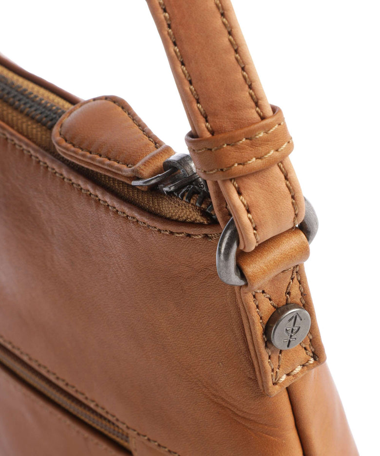 The Chesterfield Brand Cow Wax Pull Up Redding Crossbody bag cognac